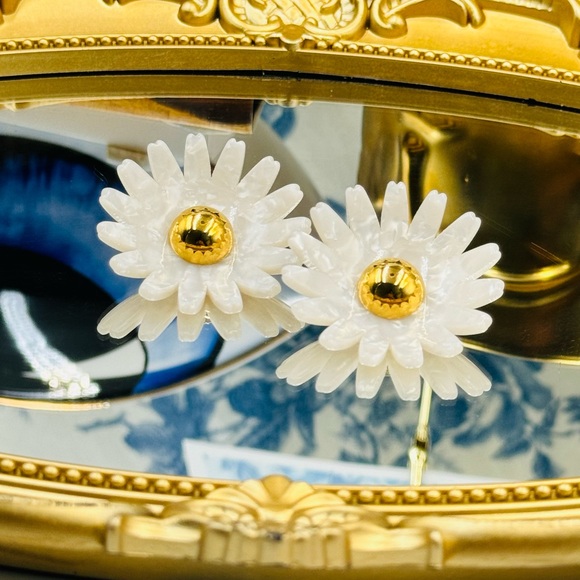 🆕 LELE SADOUGHI 🧿 NWT Daisy Earrings - Picture 7 of 16